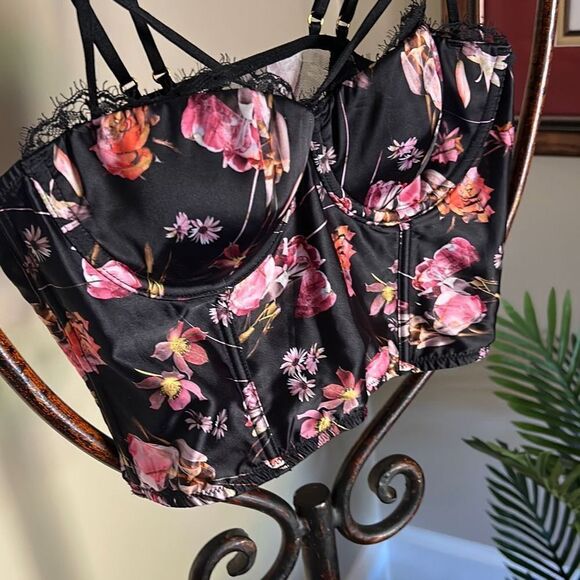 Victorias Secret Black Floral Bustier - Picture 5 of 9